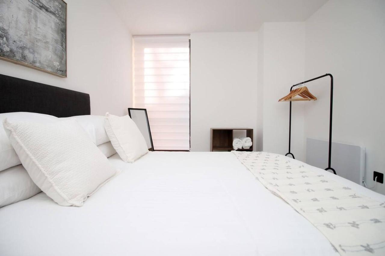 Kingsbridge Point - Cosy One Bed Apartments Near Town Centre, Swindon Exterior foto